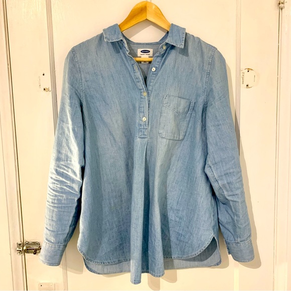 💕HP💕 Old Navy Maternity - denim shirt - Picture 3 of 5